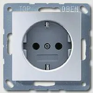 Изображение Розетка с заземлением 16А 250В A plus алюминий A1520AL Jung